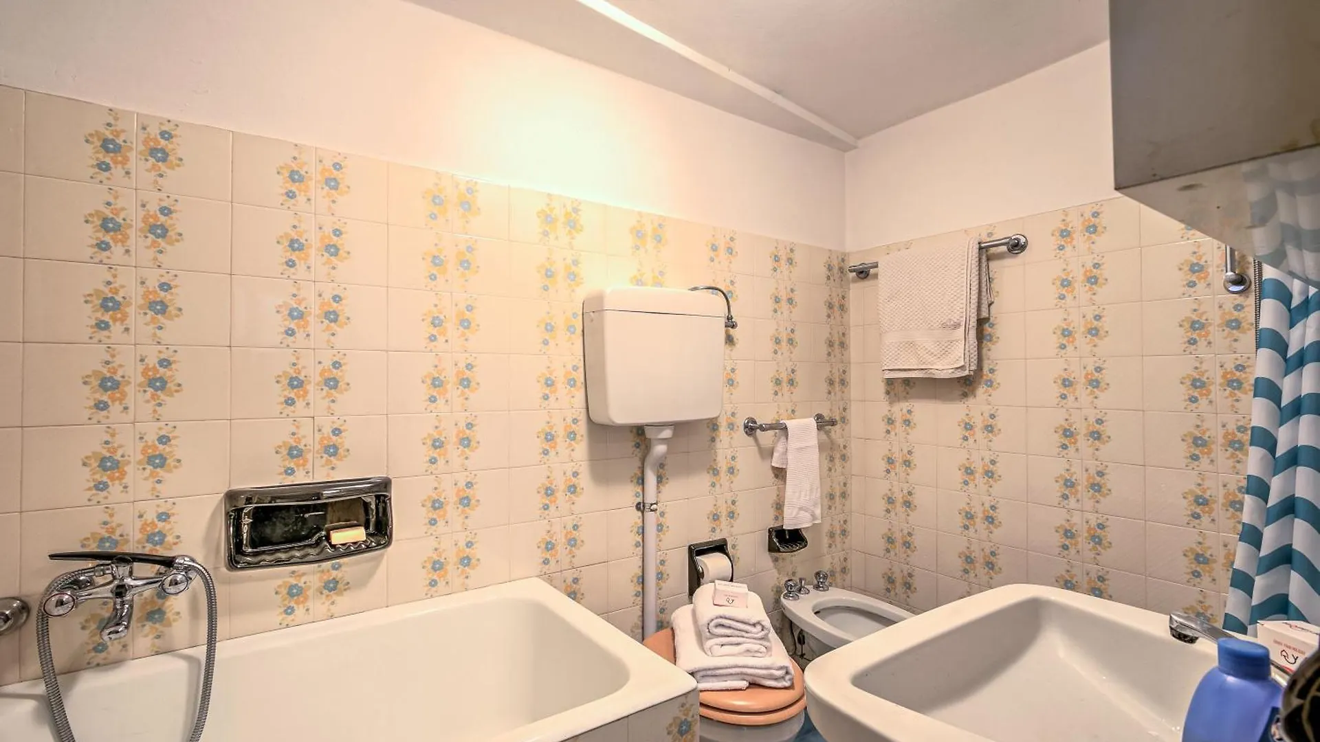 Apartament Ory House- Gardone Center & 500M Lake - Happy Rentals Gardone Riviera Włochy