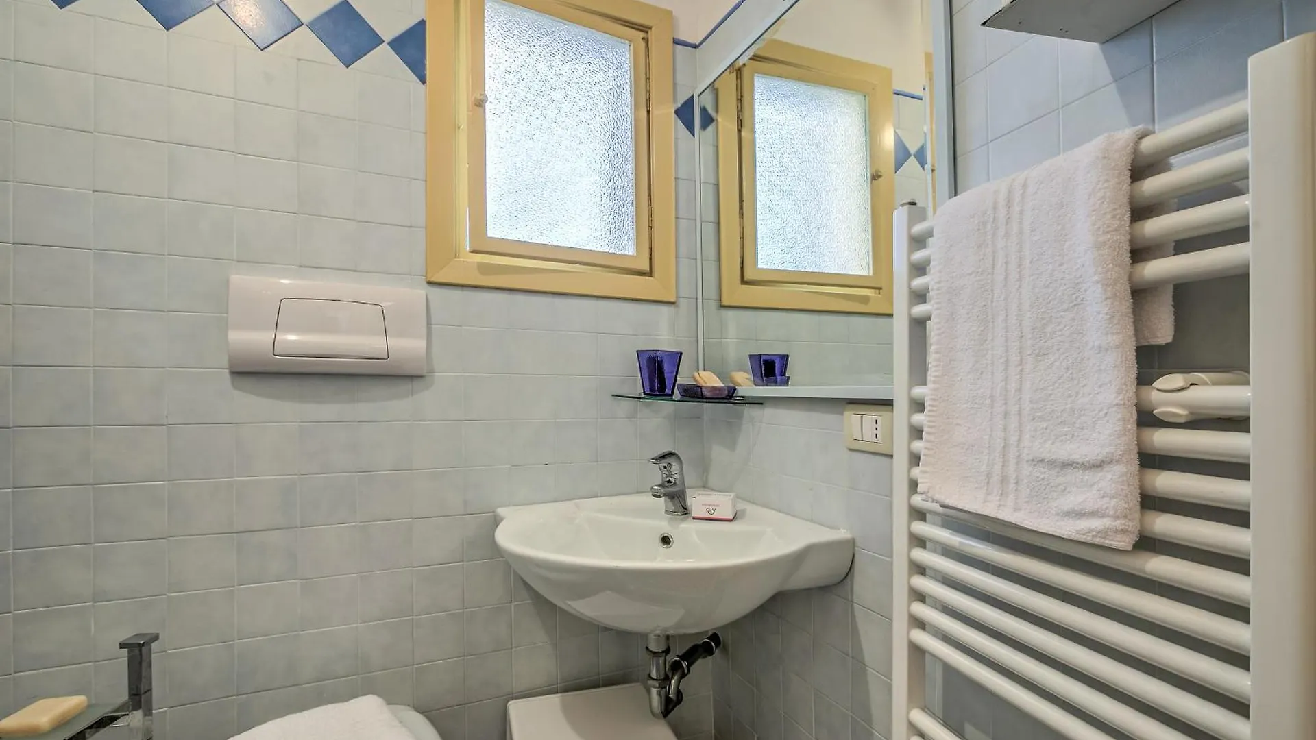 Ory House- Gardone Center & 500M Lake - Happy Rentals Gardone Riviera
