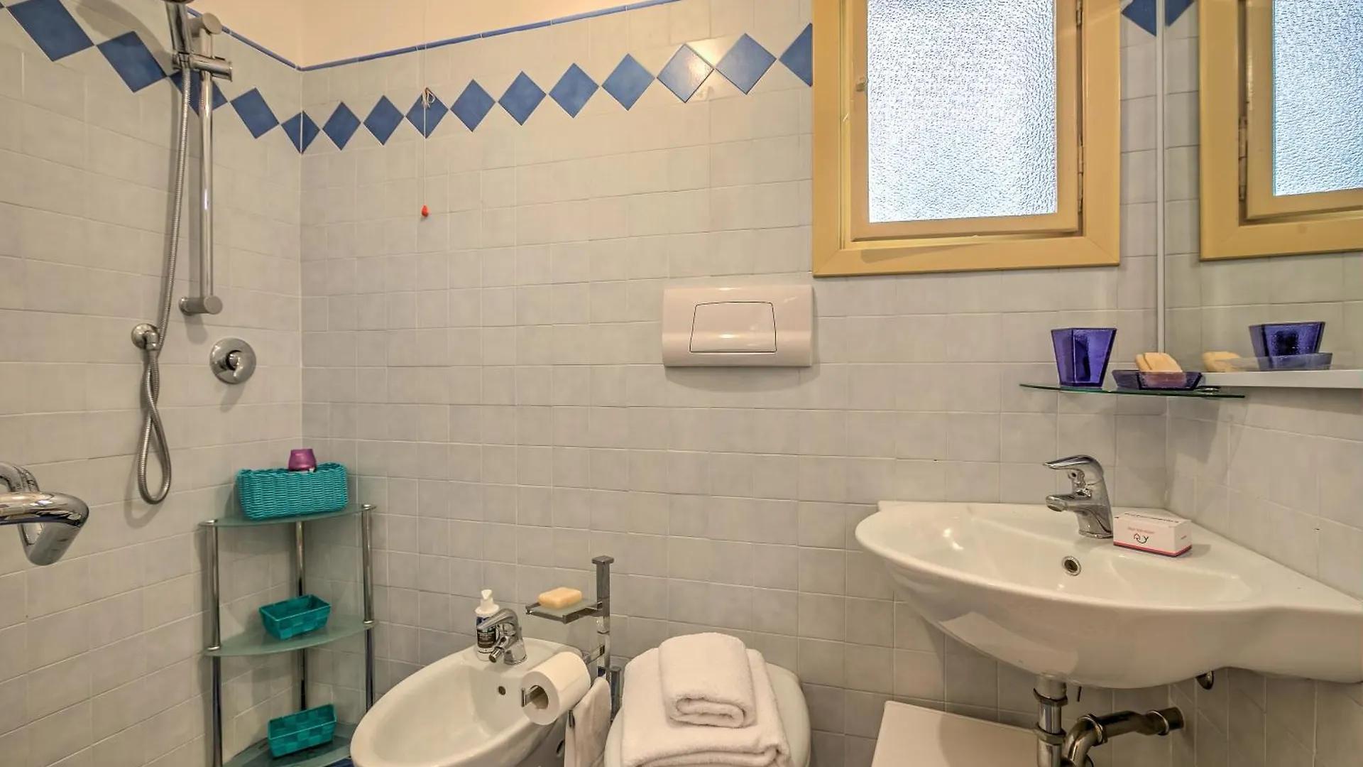 Apartamento Ory House- Gardone Center & 500M Lake - Happy Rentals Gardone Riviera